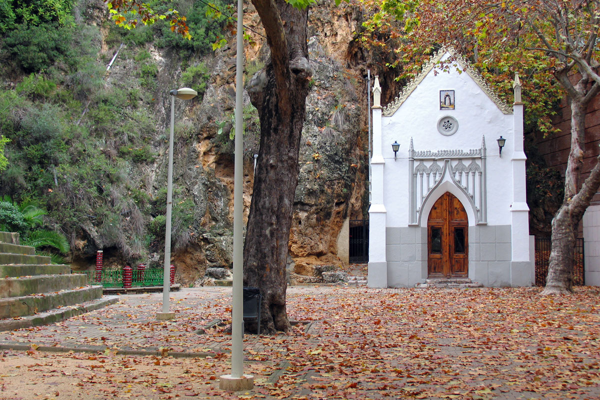 Ermita de San Luis en otoño