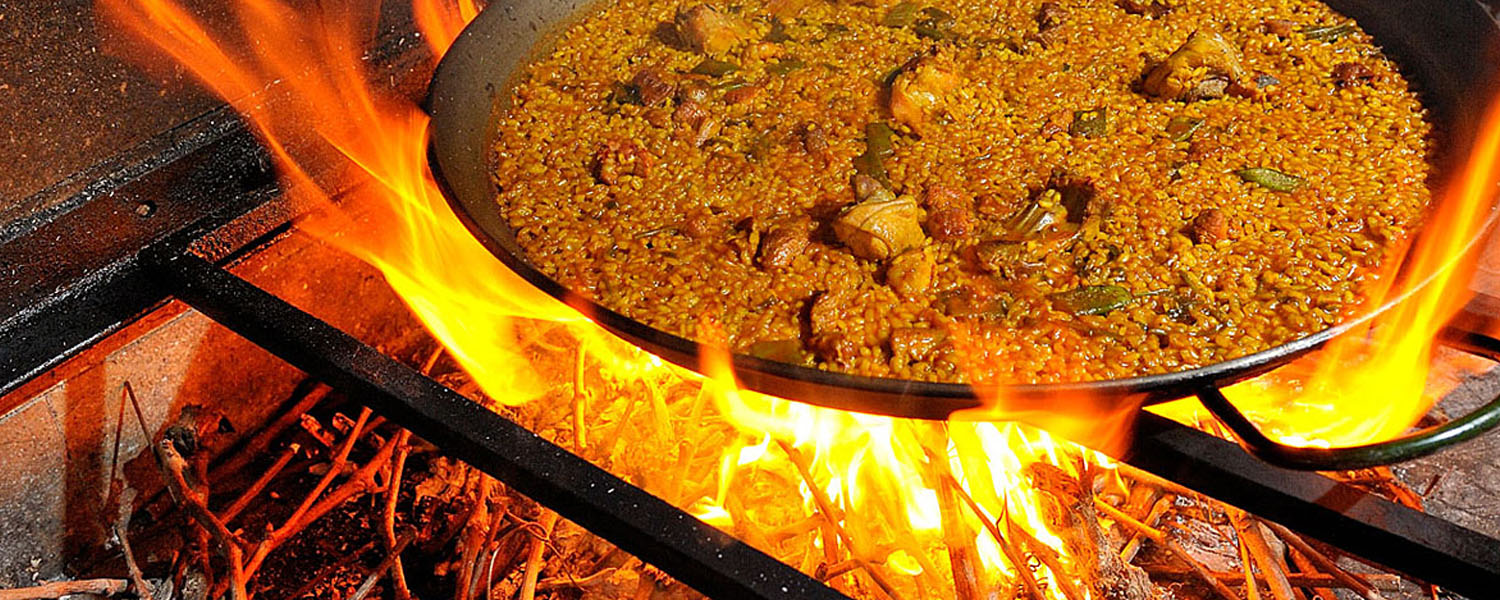 La Hoya de Buñol - PAELLA A LA LEÑA